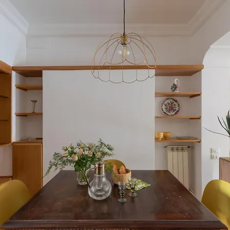 Apartment Iflat Pantheon Peaceful & Comfortable